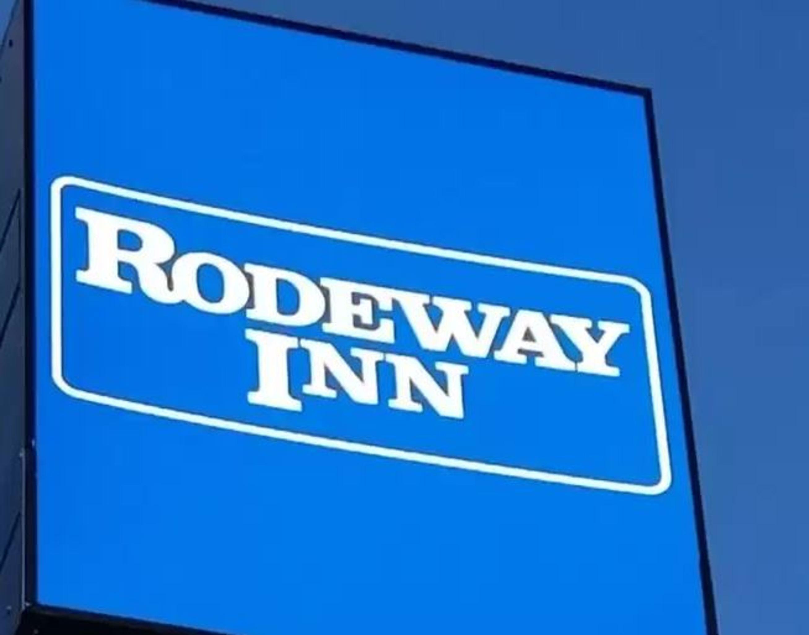 Rodeway Inn Near Hall Of Fame North Canton Exterior foto